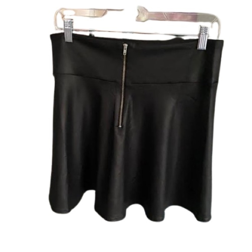 Pleather Skater Skirt Forever 21 - Picture 3 of 13